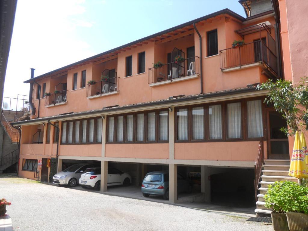 Albergo Giardino Toscolano Maderno Dış mekan fotoğraf