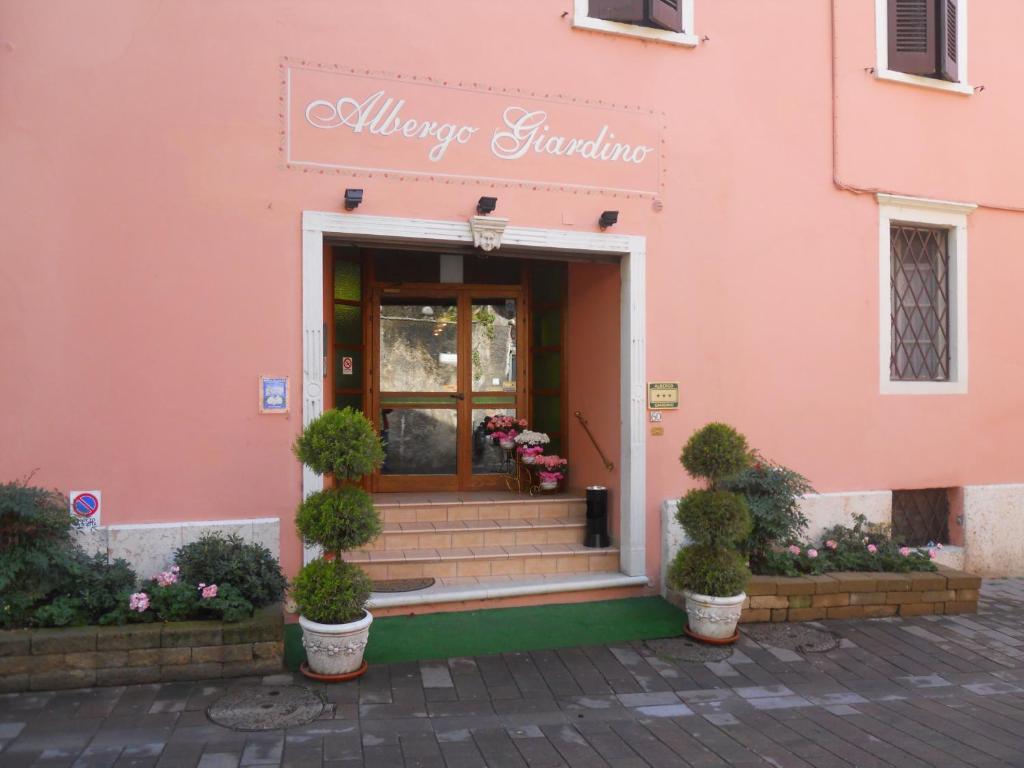 Albergo Giardino Toscolano Maderno Dış mekan fotoğraf