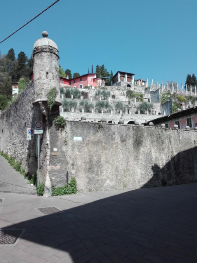 Albergo Giardino Toscolano Maderno Dış mekan fotoğraf