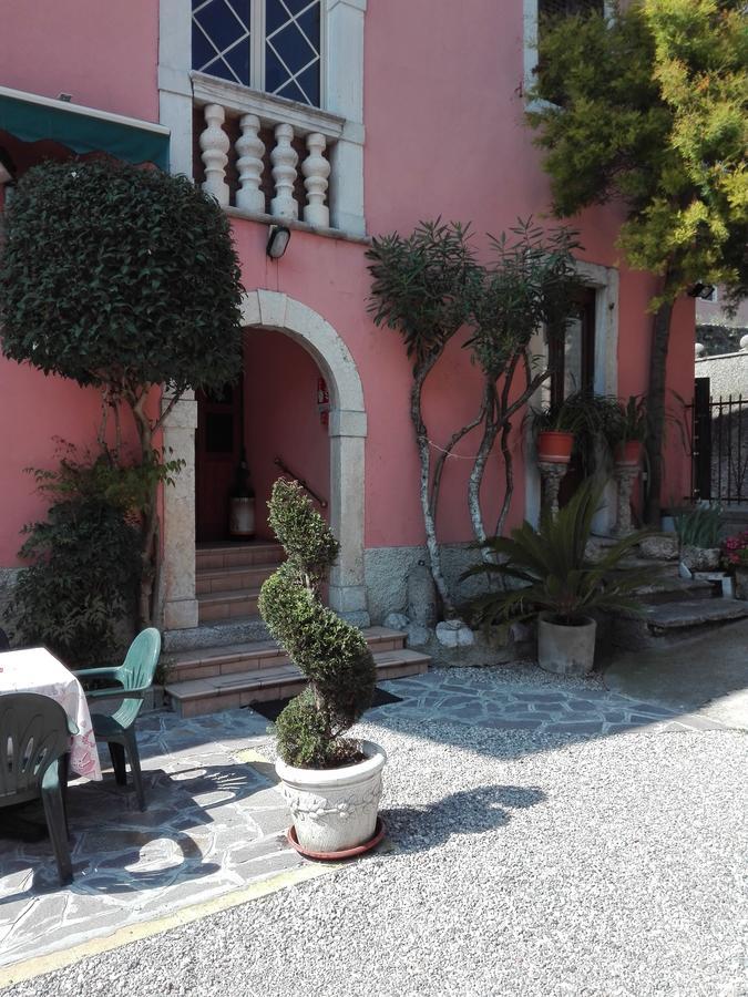 Albergo Giardino Toscolano Maderno Dış mekan fotoğraf