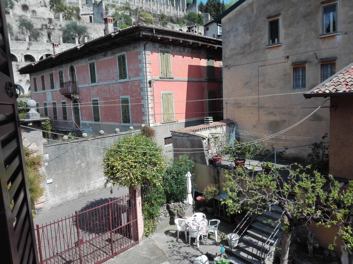 Albergo Giardino Toscolano Maderno Dış mekan fotoğraf