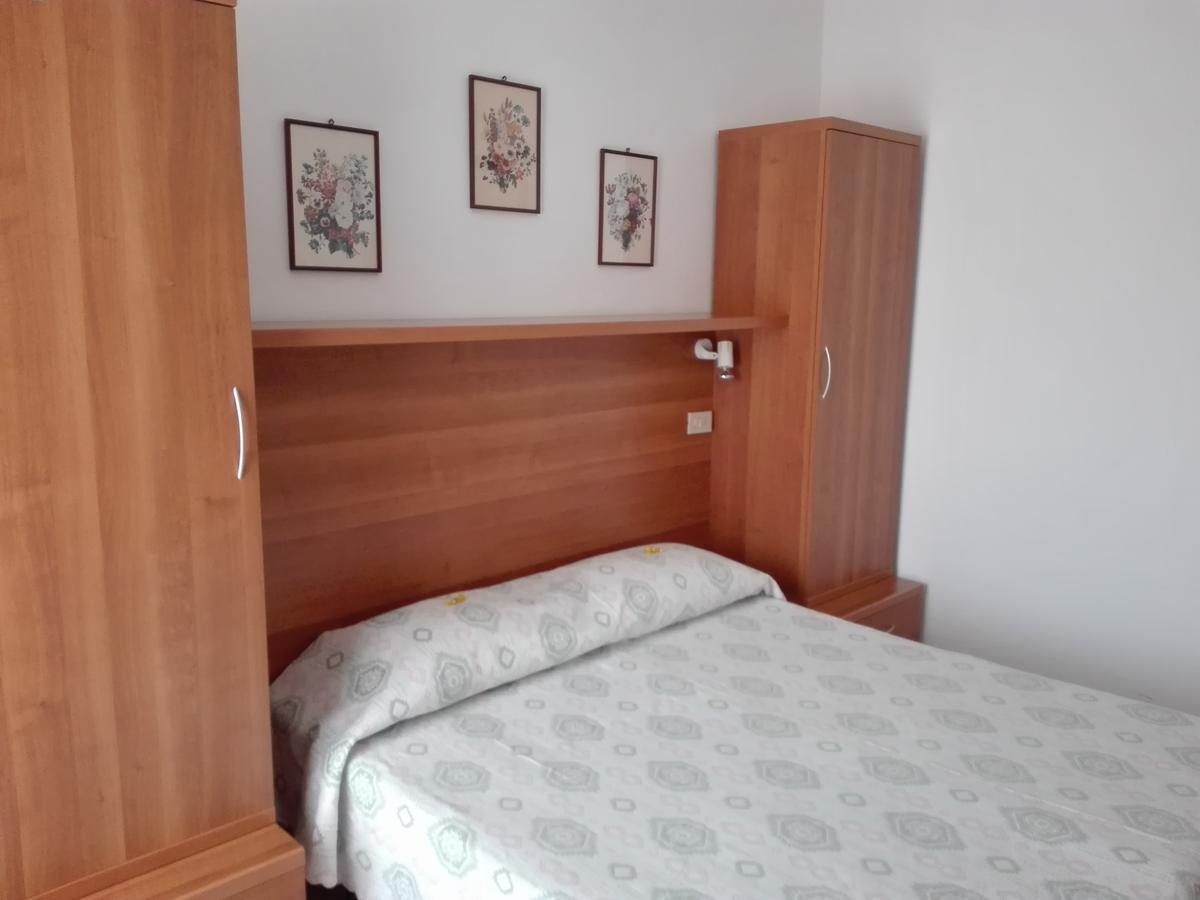 Albergo Giardino Toscolano Maderno Dış mekan fotoğraf