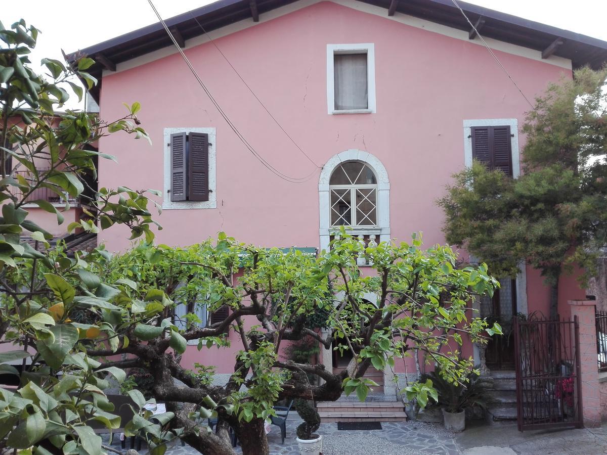 Albergo Giardino Toscolano Maderno Dış mekan fotoğraf